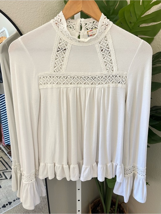 Eri & Ali Tops - 🤍 Eri + Ali Anthropologie Ivory Lace Mock Neck Blouse XS